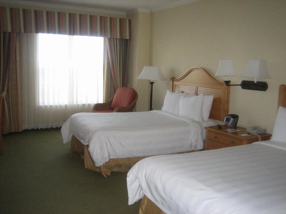 Monumental Hotel Orlando Williamsburg Exterior photo
