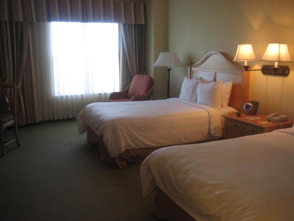 Monumental Hotel Orlando Williamsburg Exterior photo